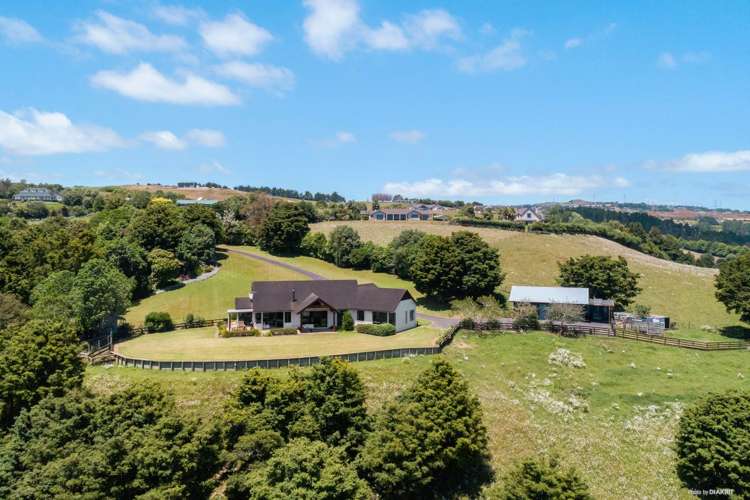 30 Matthew Whitford Drive Bombay_16