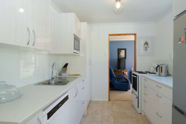 6 Bernard Street Kenmure_15