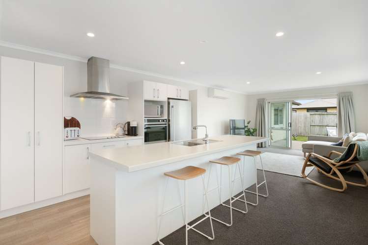 4 Livingstone Drive Papamoa_1