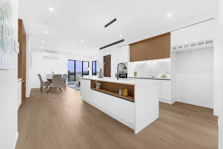 15 Karaka Village Parade Karaka_8