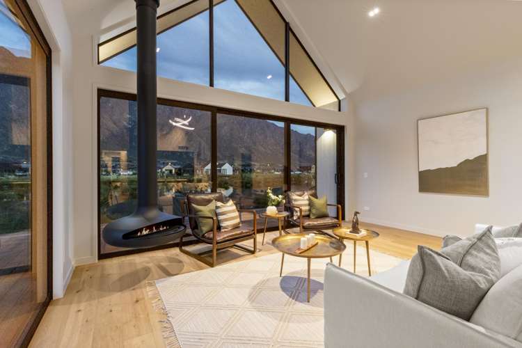 7 Centurion Court Jack's Point_27