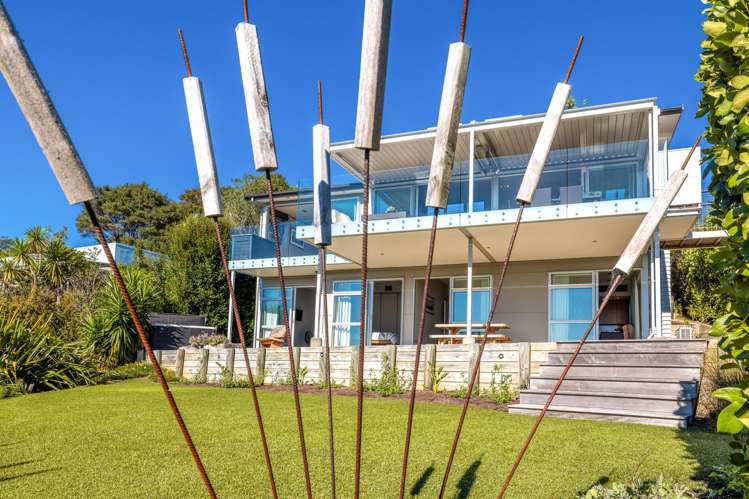 19 Victoria Road South Onetangi_34