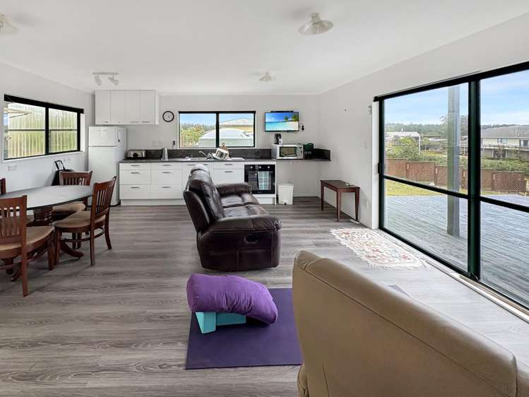 22 Takitimu Street 1234_3