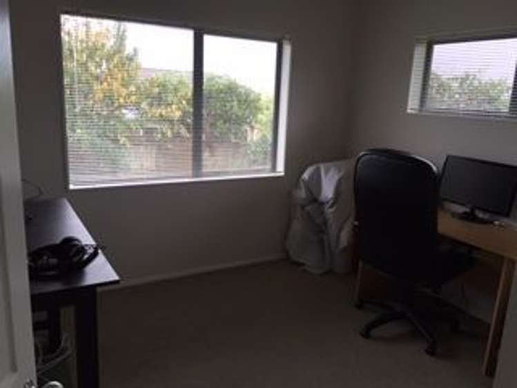 8 John Brooke Crescent East Tamaki Heights_16