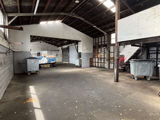 1 Pyes Pa Road Pyes Pa_3