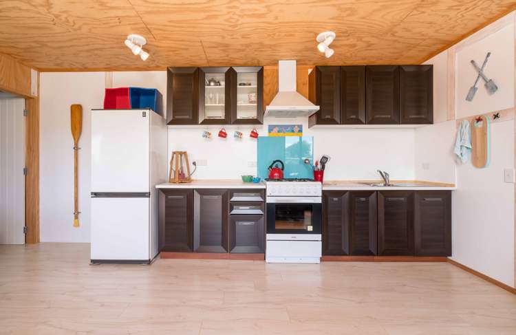 29 Connor Place Taieri Mouth_8