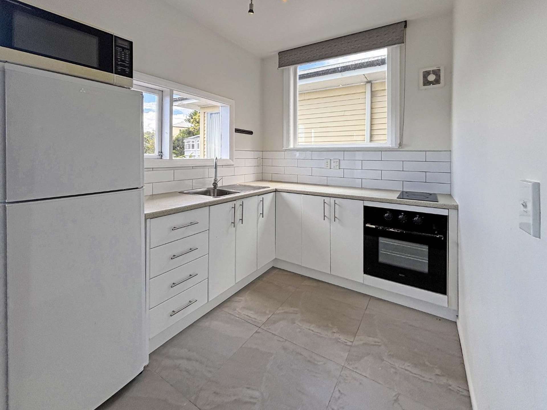 A/100 Rakau Road 1277_0