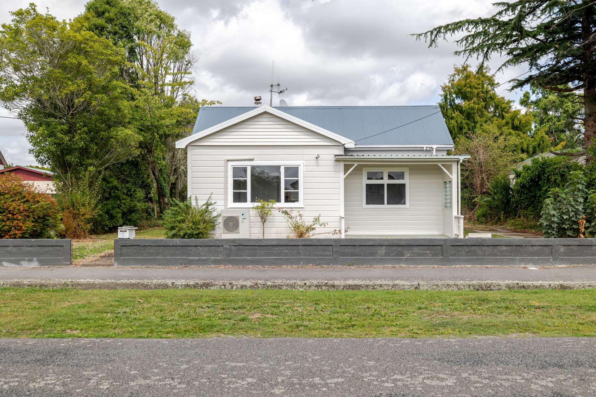3 and 3A Cambridge Street Pahiatua_0