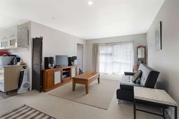 23 Waltham Street Henderson_9