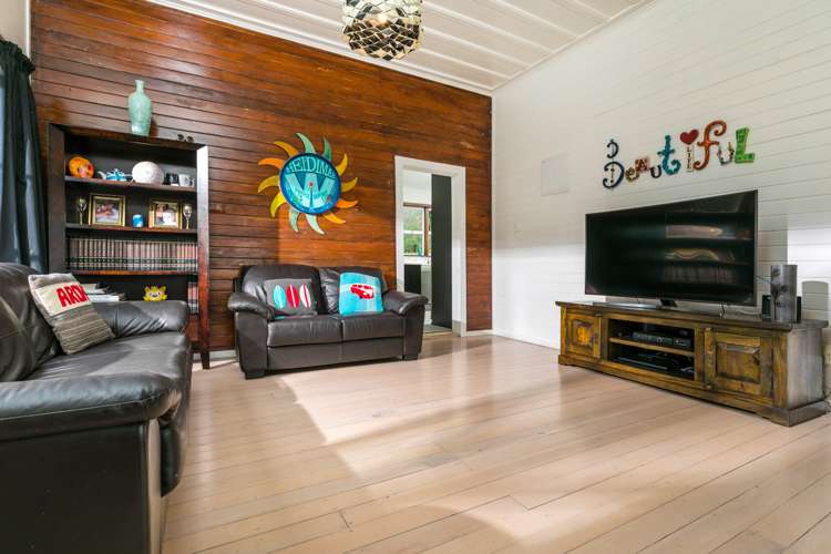 34 Domain Crescent Muriwai_6