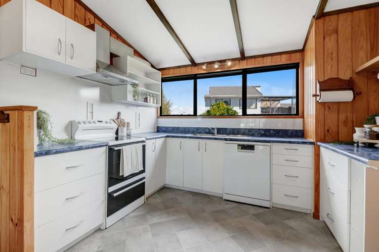 57 Maygrove Drive Orewa_8