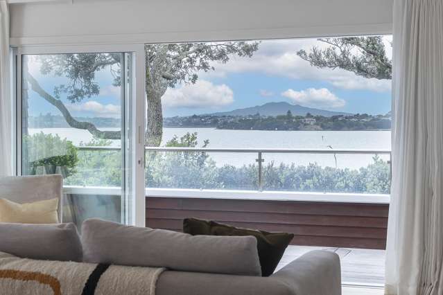 Coastal Sanctuary with Sensational Views