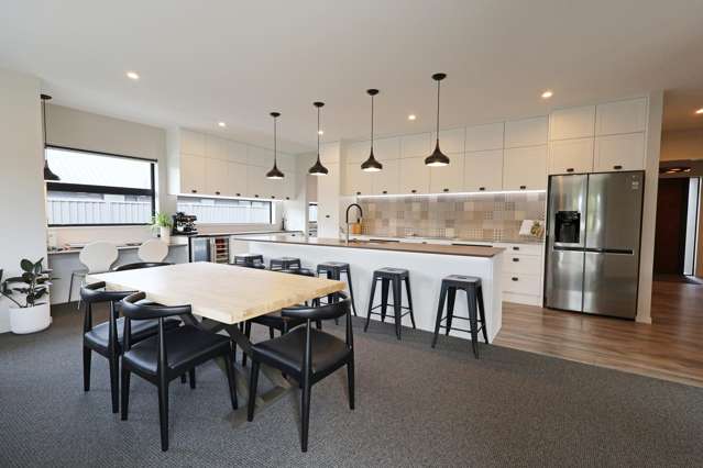 25 Richfield Drive Waikiwi_2