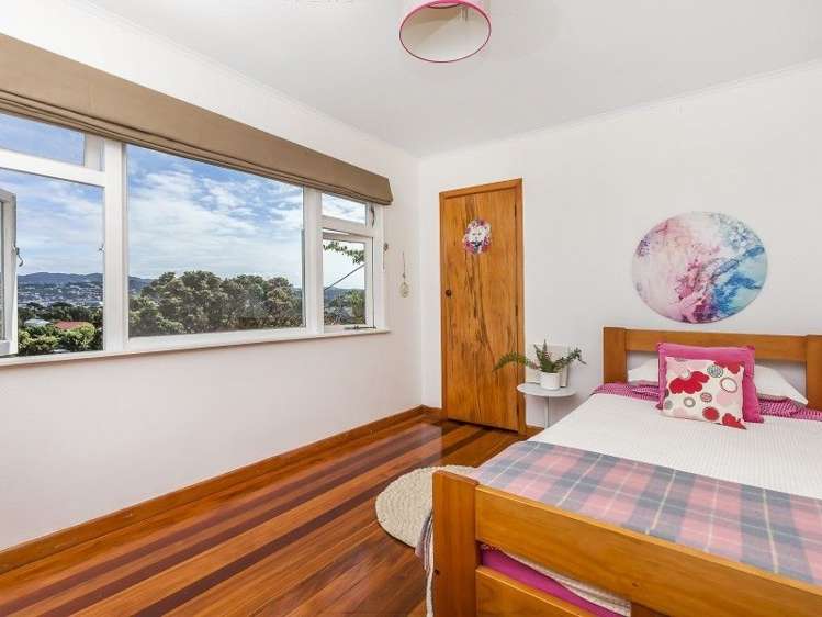 32 Elphinstone Avenue Strathmore Park_13