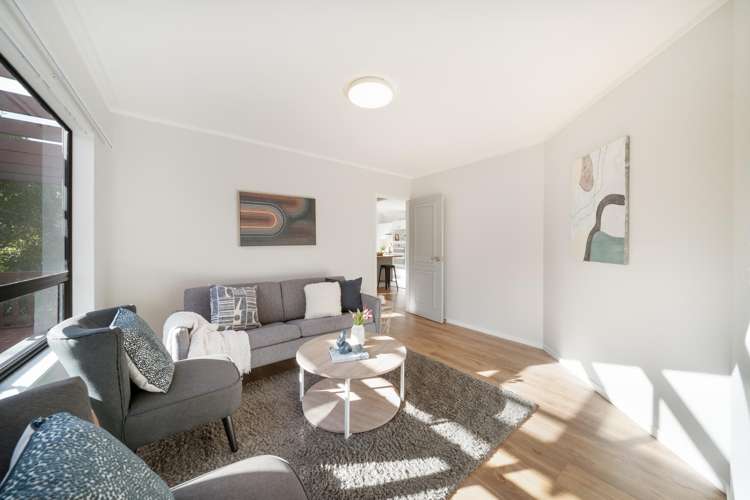 12 Longmont Terrace Churton Park_4