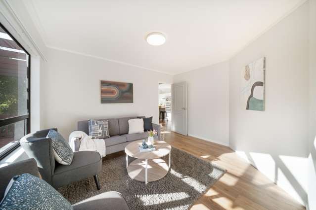 12 Longmont Terrace Churton Park_4