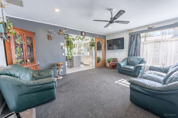1 Regent Street Waimate_11