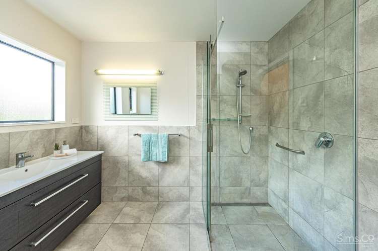 29 Longbeach Drive Castlecliff_19