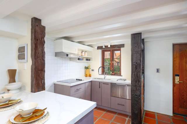 Unit 204, 4/3 Quiet Woman Way Monaco_4