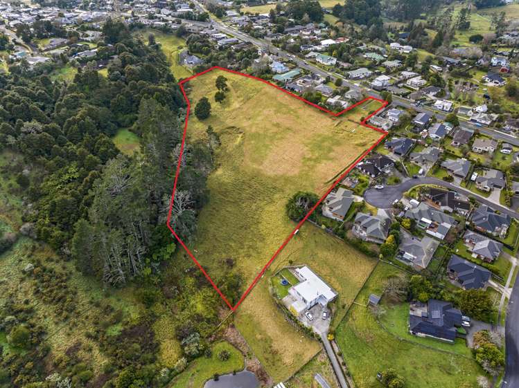 23 and 23A Harrisville Road Tuakau_12