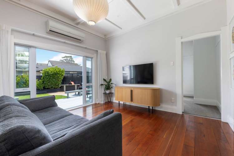 53 Hutchinson Avenue New Lynn_7