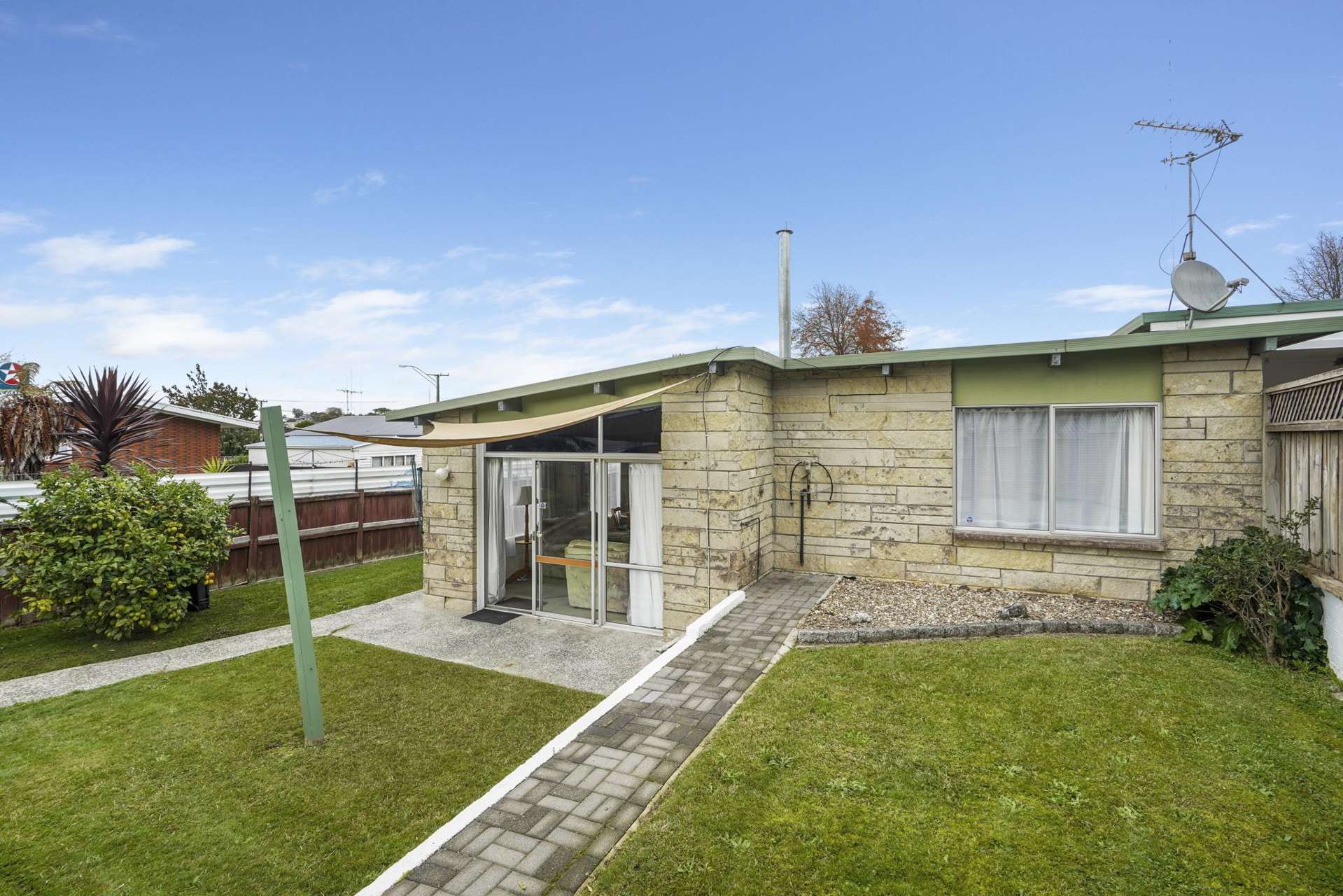 5a Caernarvon Street Dinsdale_0