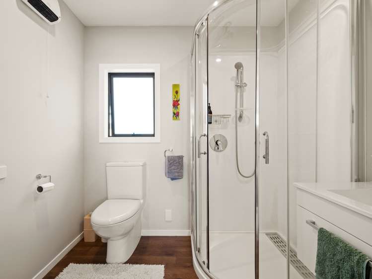 6 Frances Street Taieri Mouth_14