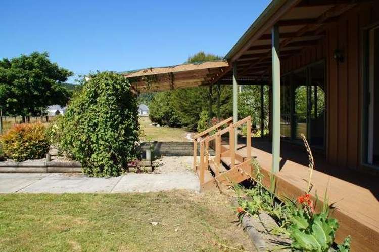 24 Conlon Street Reefton_8
