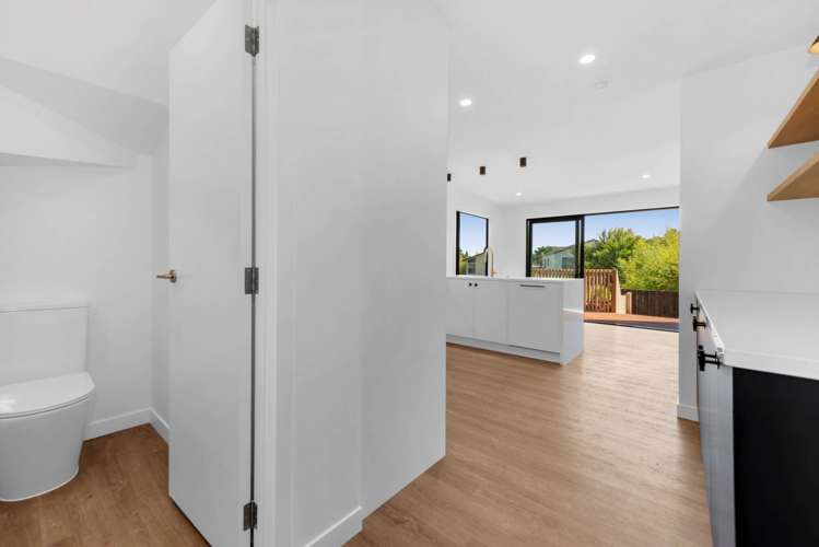 4/97 Cook Street Howick_24