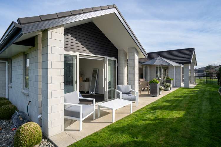 32 West Thompson Street Leamington_19