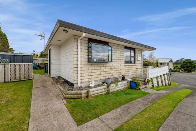 2/11 Te Ngaere Place Merrilands_1