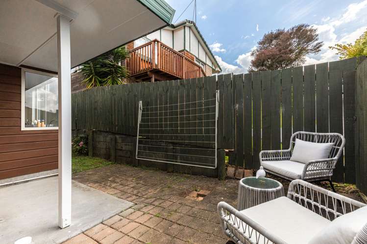 43 Donald Street Stanmore Bay_13