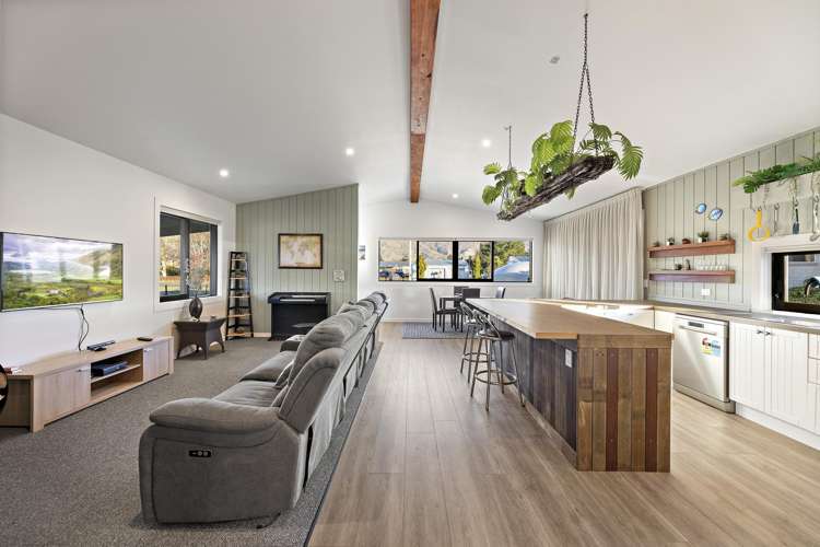 4 Bank Avenue Middlemarch_7