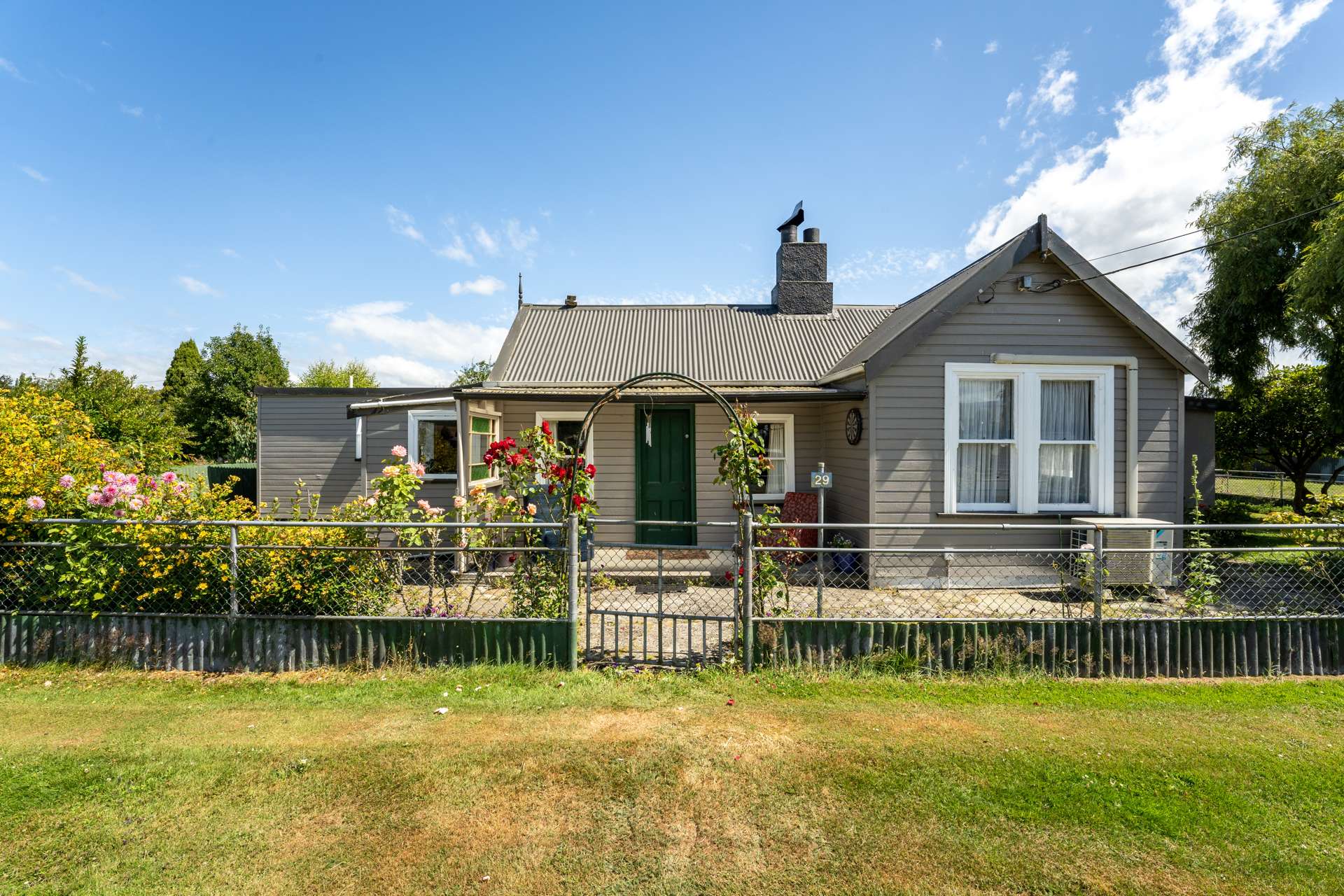 29-31 Swalwell Street Waikaia_0