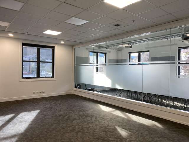 10 Athol Street Queenstown_2