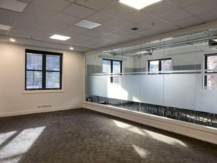 10 Athol Street Queenstown_2