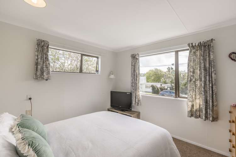 36 Anaru Street Raumati Beach_7