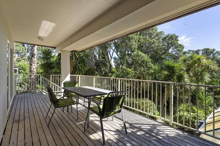 1442 Whangaparaoa Road Army Bay_11