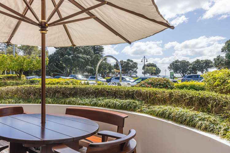 1/45 Tamaki Drive Mission Bay_10