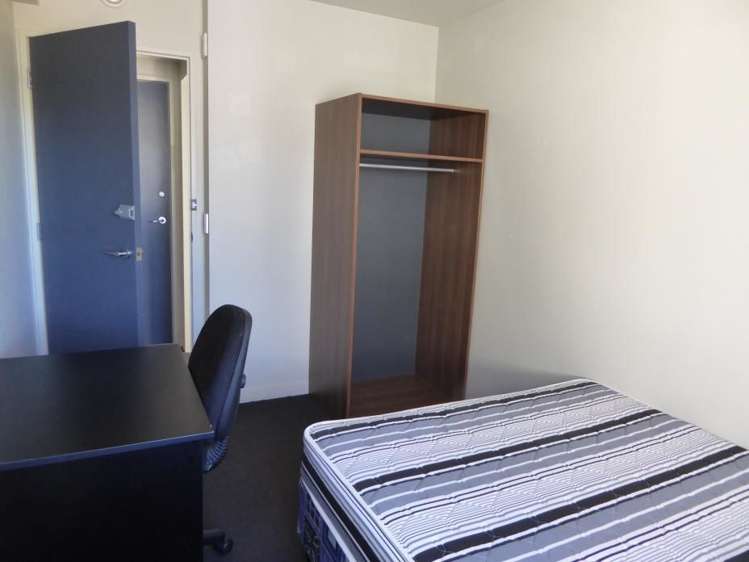 4b/242 Taranaki Street Mount Cook_16