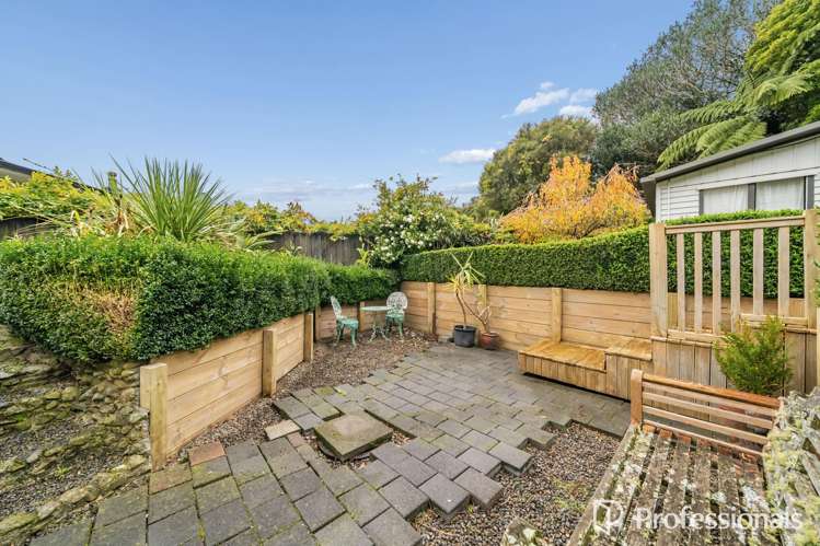 13 Sunny Grove Wainuiomata_23