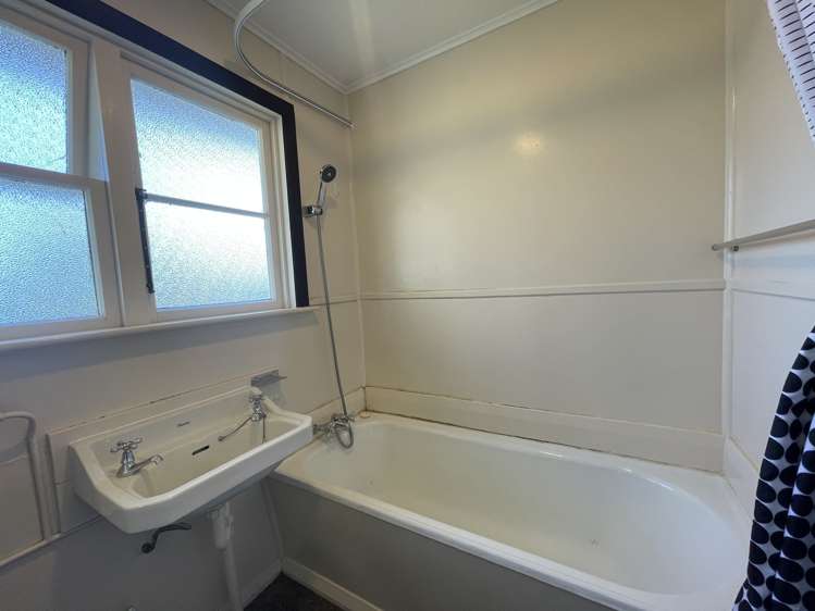 17 Stewart Street Waimangaroa_7