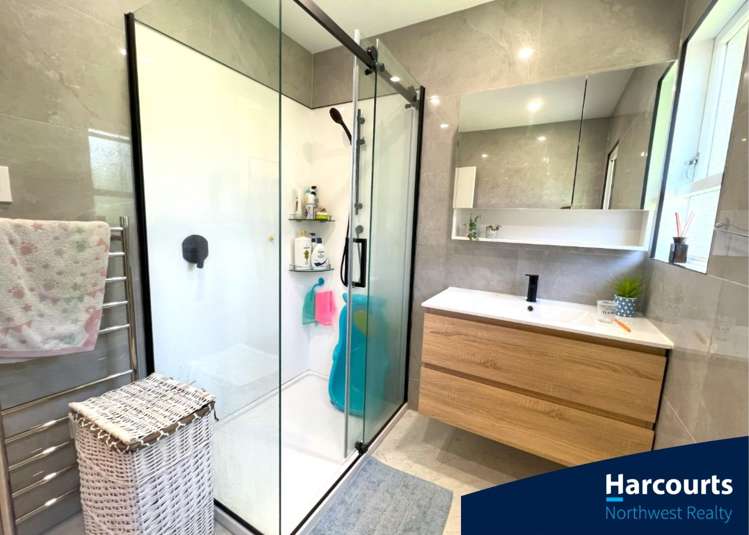 1/86 Tirimoana Road Te Atatu South_12