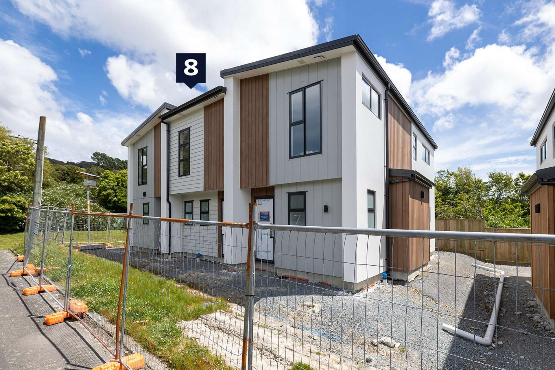 31 Wainuiomata Road Wainuiomata_0