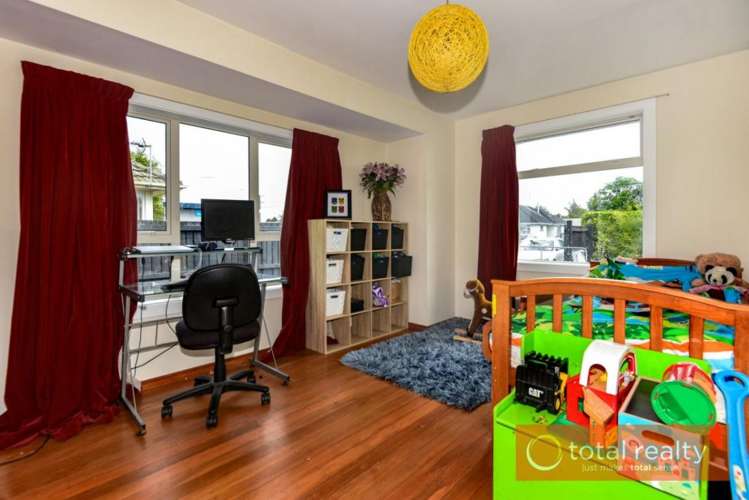 95 Springs Road Hornby_13