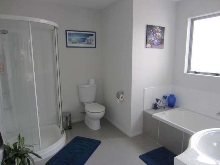 101 Te Puia Drive Aotea_7