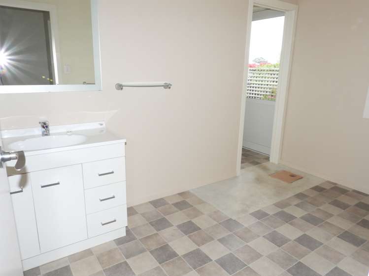 2 Lark Street Oamaru_11