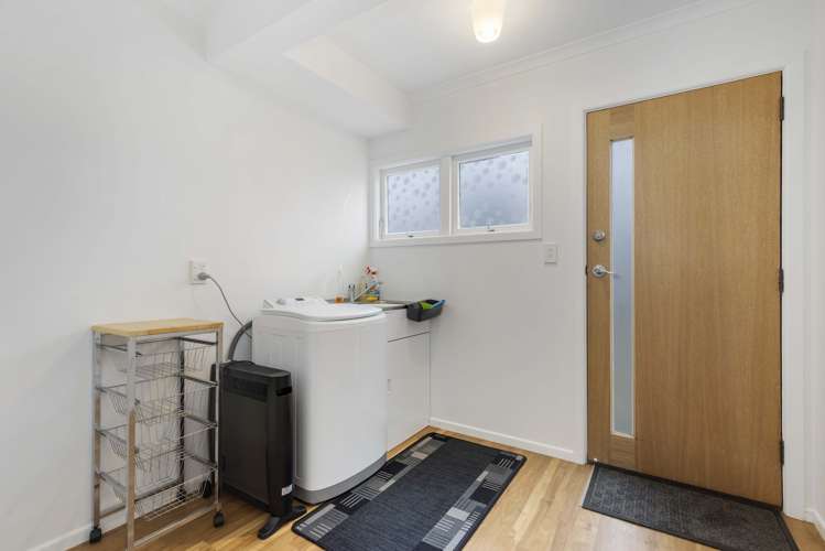 103 Cook Street Hamilton East_31