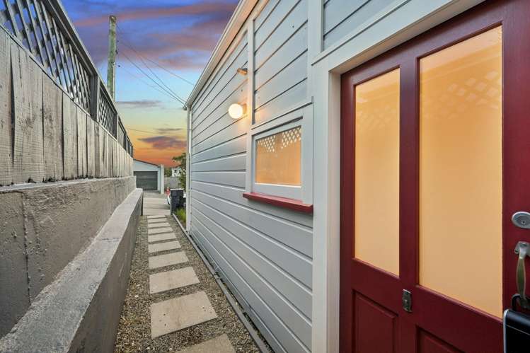 66 Te Wharepouri Berhampore_30