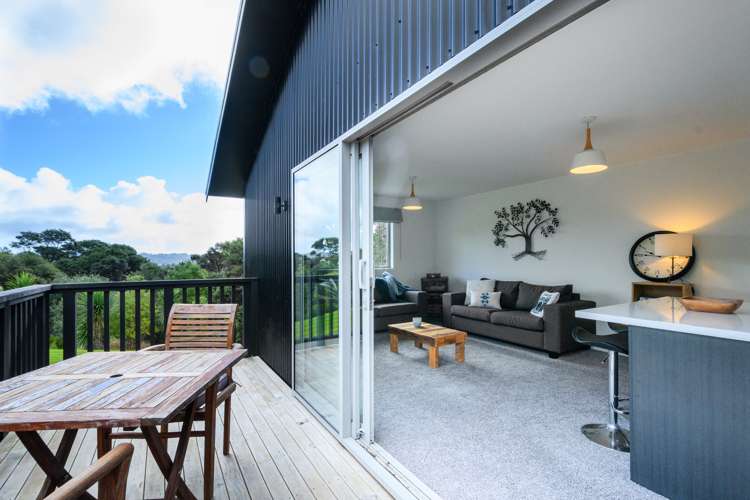 26a Awhiorangi Promenade Swanson_28